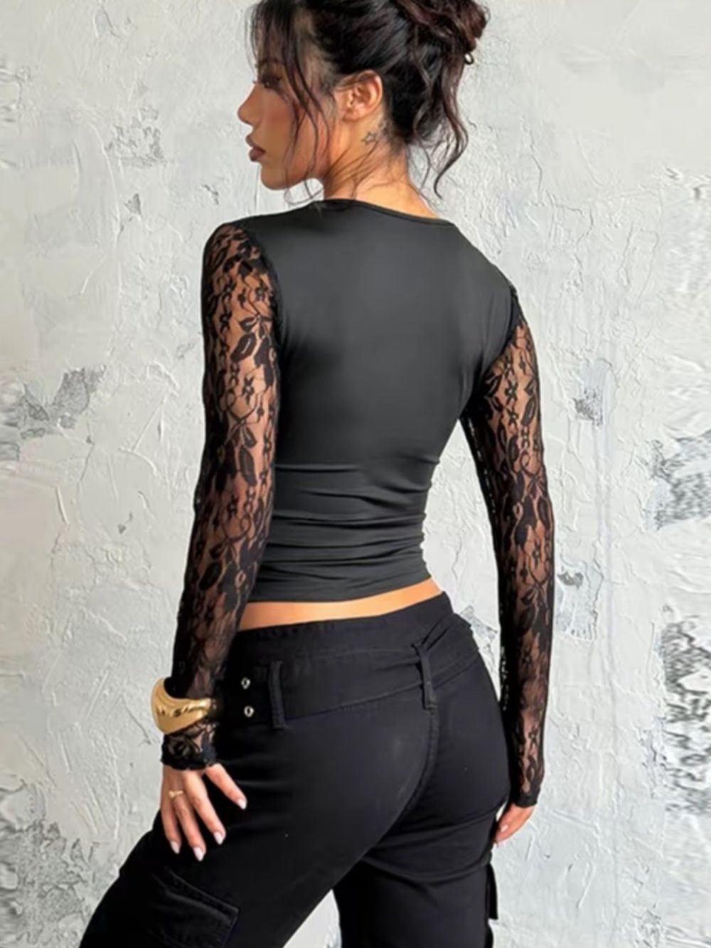 LACE TOP🖤 - Picture 2 of 5